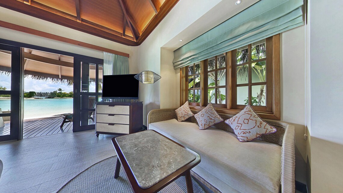 Beachfront Cottage at Sheraton Maldives Full Moon Resort & Spa thumbnail 4